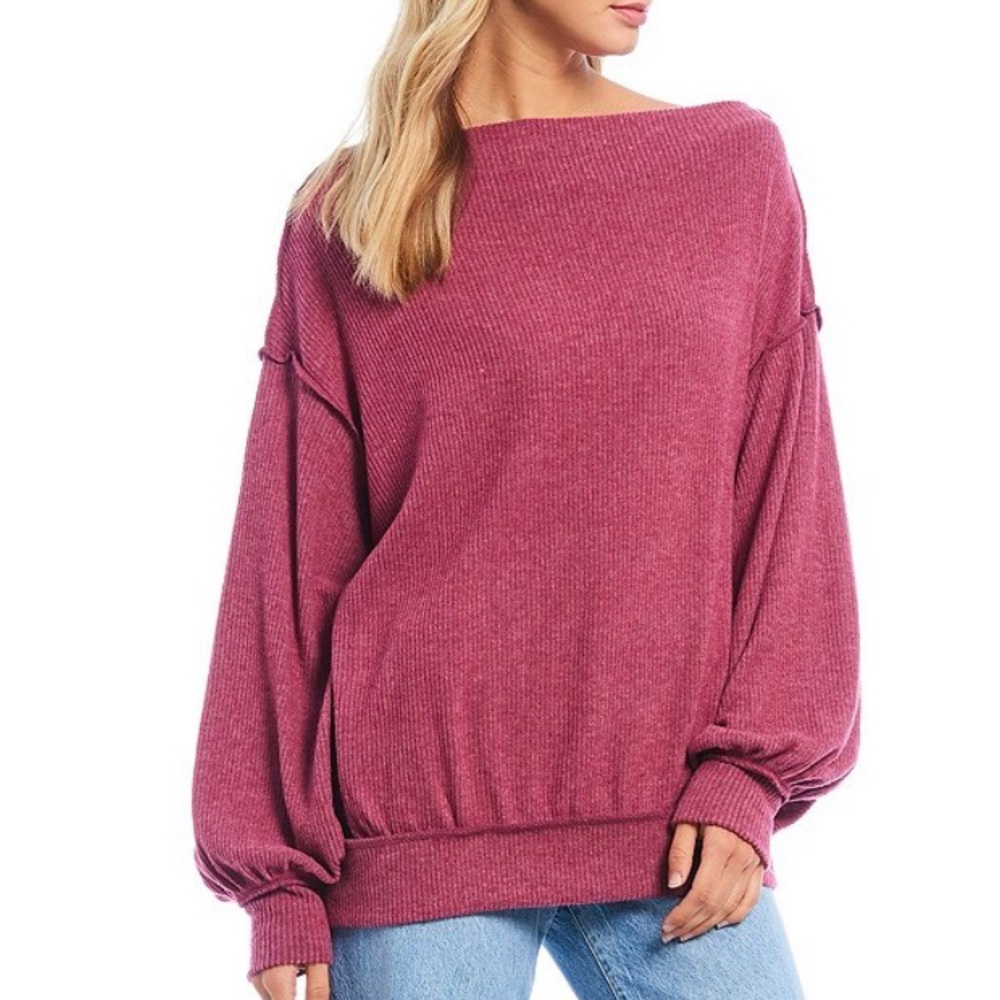 New with tags We The Free size XS Wine sweatshirt